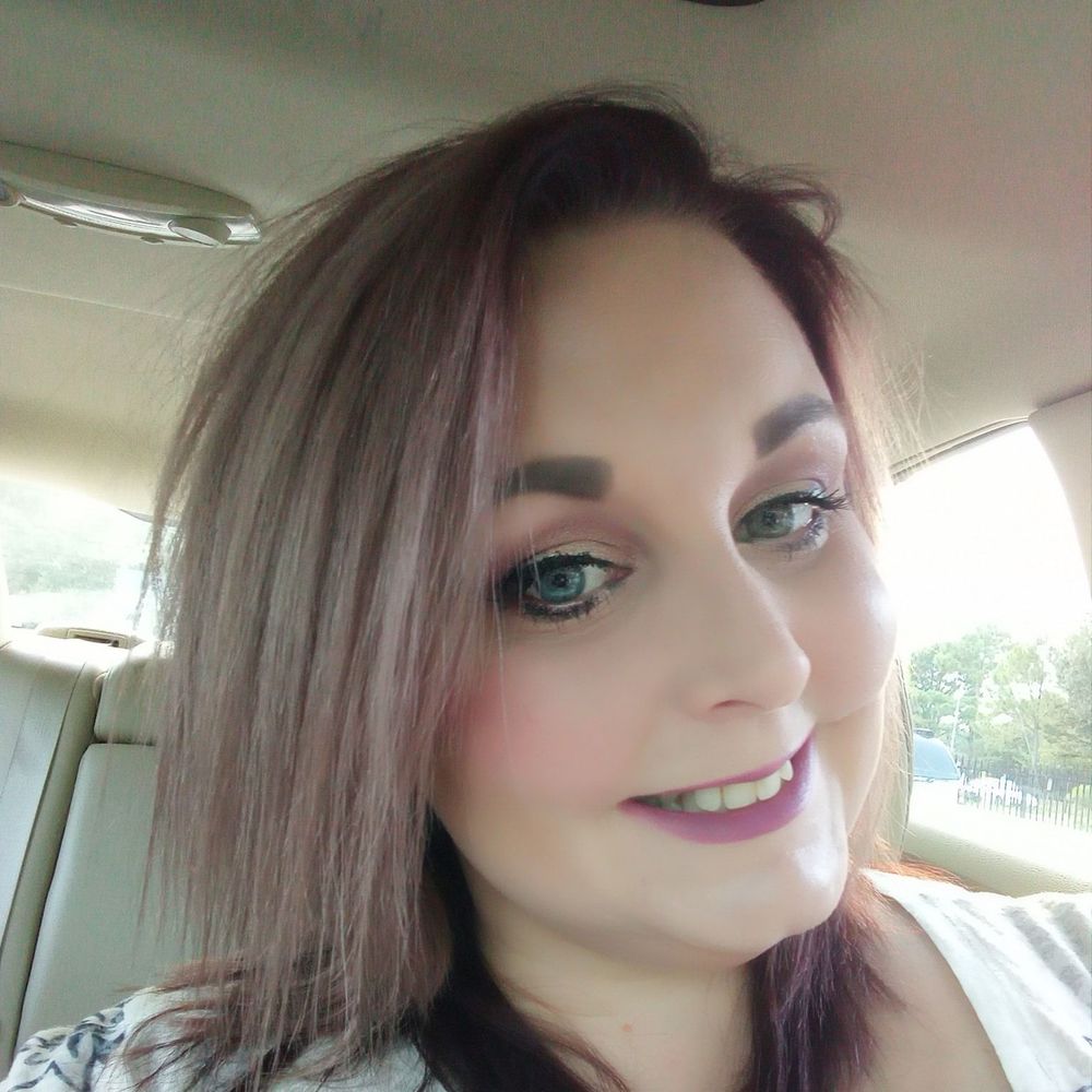 Meet your Posher, Nikki